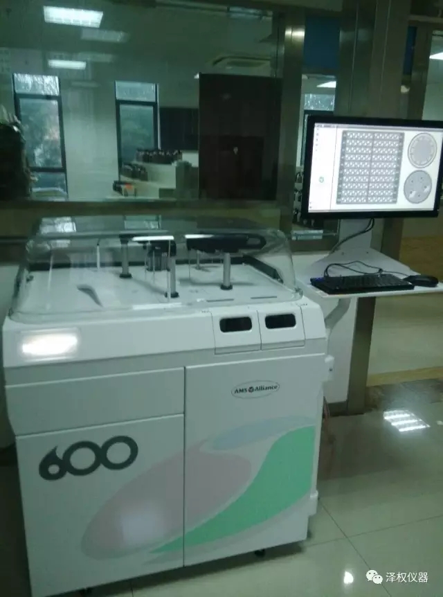 首台SmartChem600全自动间断化学分析仪1